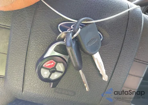 2005 Ford F-150 Stx/Xl/Xlt from USA, damaged, VIN 1FTRF12205NA57318